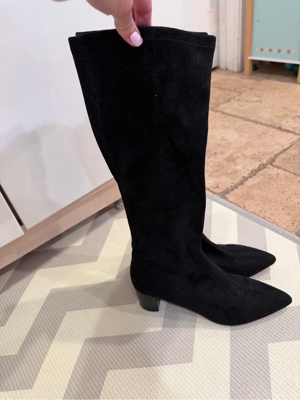 Donald J. Pliner Black Pointed-Toe Knee Boots